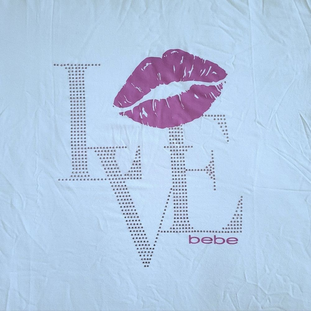 bebe "Love"💜 Lips💋 Top - NWT - Picture 9 of 16